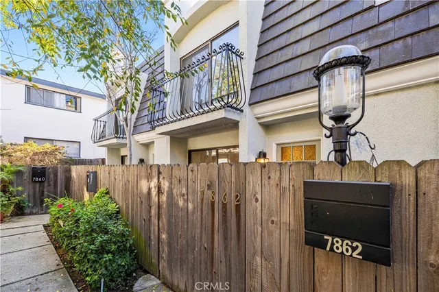 $1,050,000 | 7862 West Manchester Avenue, Playa del Rey, CA 90293