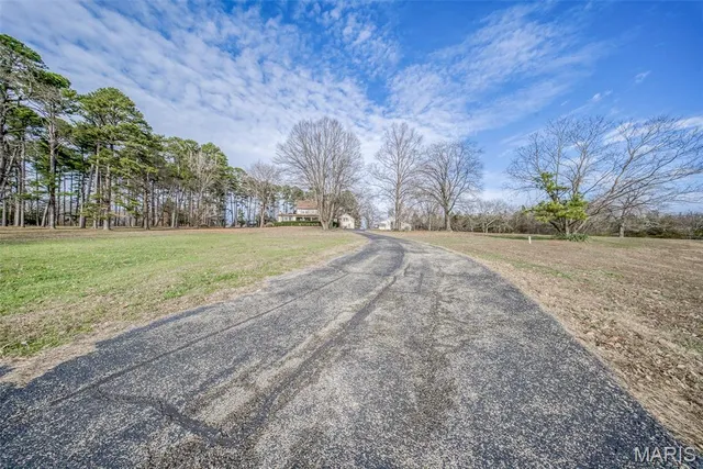 $569,000 | 1601 Highway 72, Rolla, MO 65401