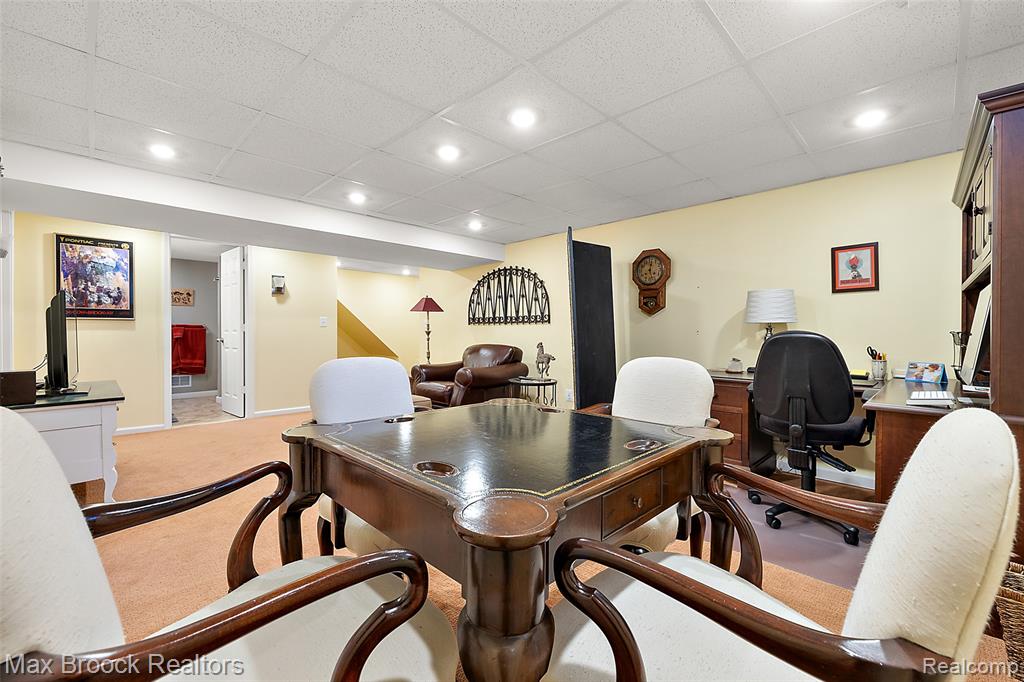 46784 Country Lane Macomb, MI 48044 - Photo 18 of 29