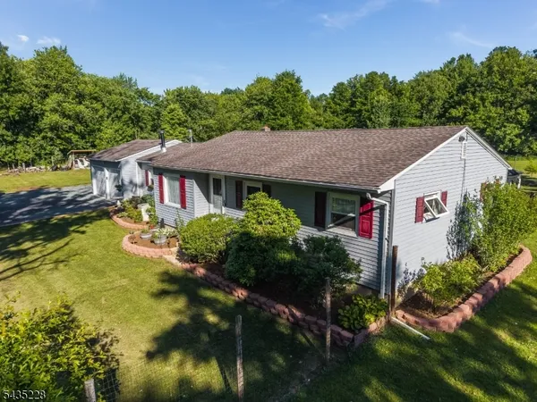 $475,000 | 452 Barbertown Point Breeze Road, Flemington, NJ 08822