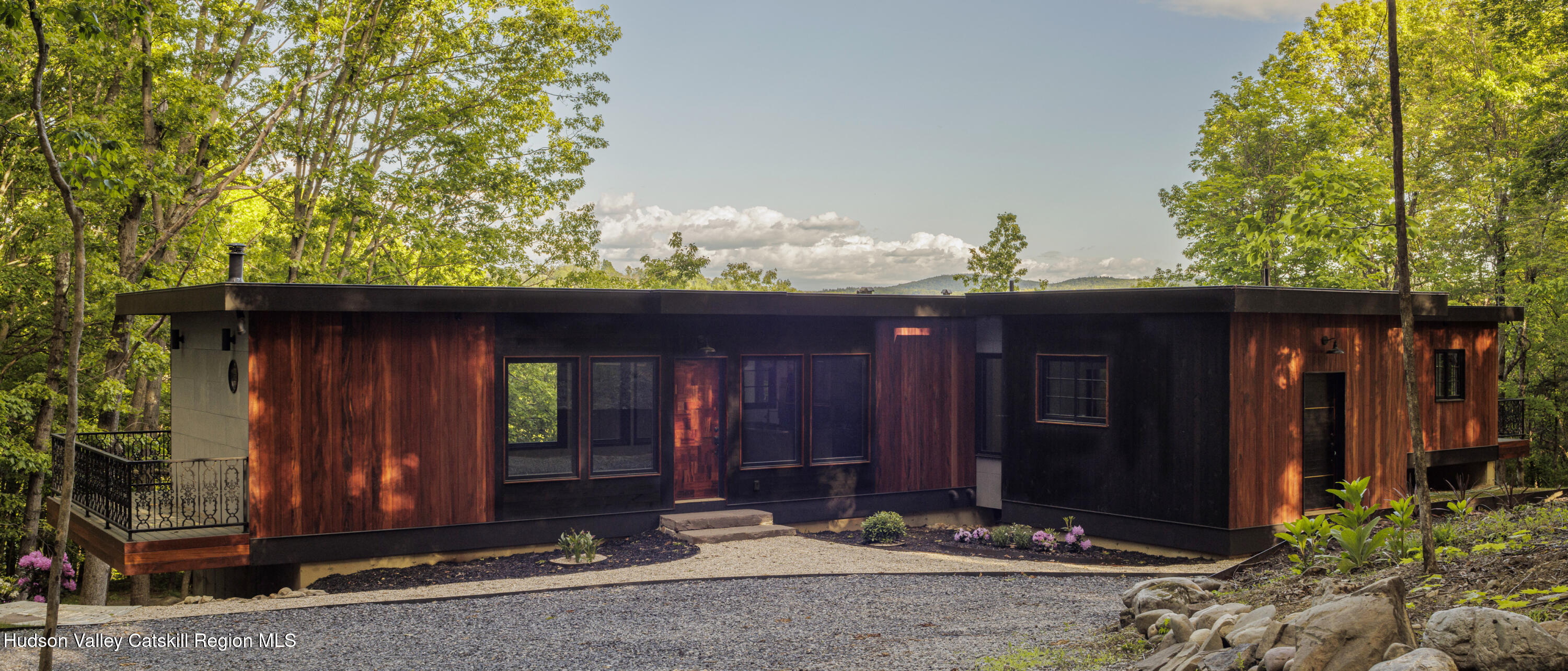 490 Old Rte 82 Elizaville, NY 12523 - Photo 2 of 26 Alon-Koppel-Photography-IMG_8302