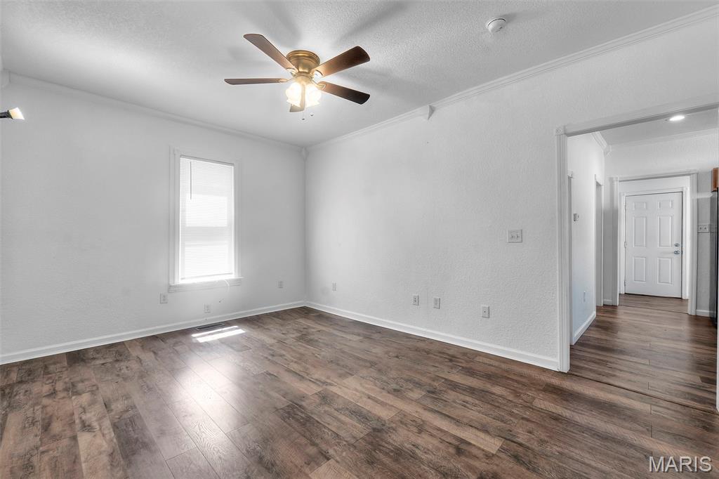 401 North 3rd Street Chaffee, MO 63740 - Photo 10 of 23
