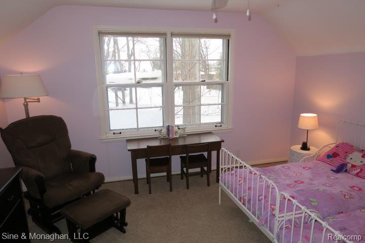 332 Cloverly Road Grosse Pointe, MI 48236 - Photo 26 of 40 image69.jpg