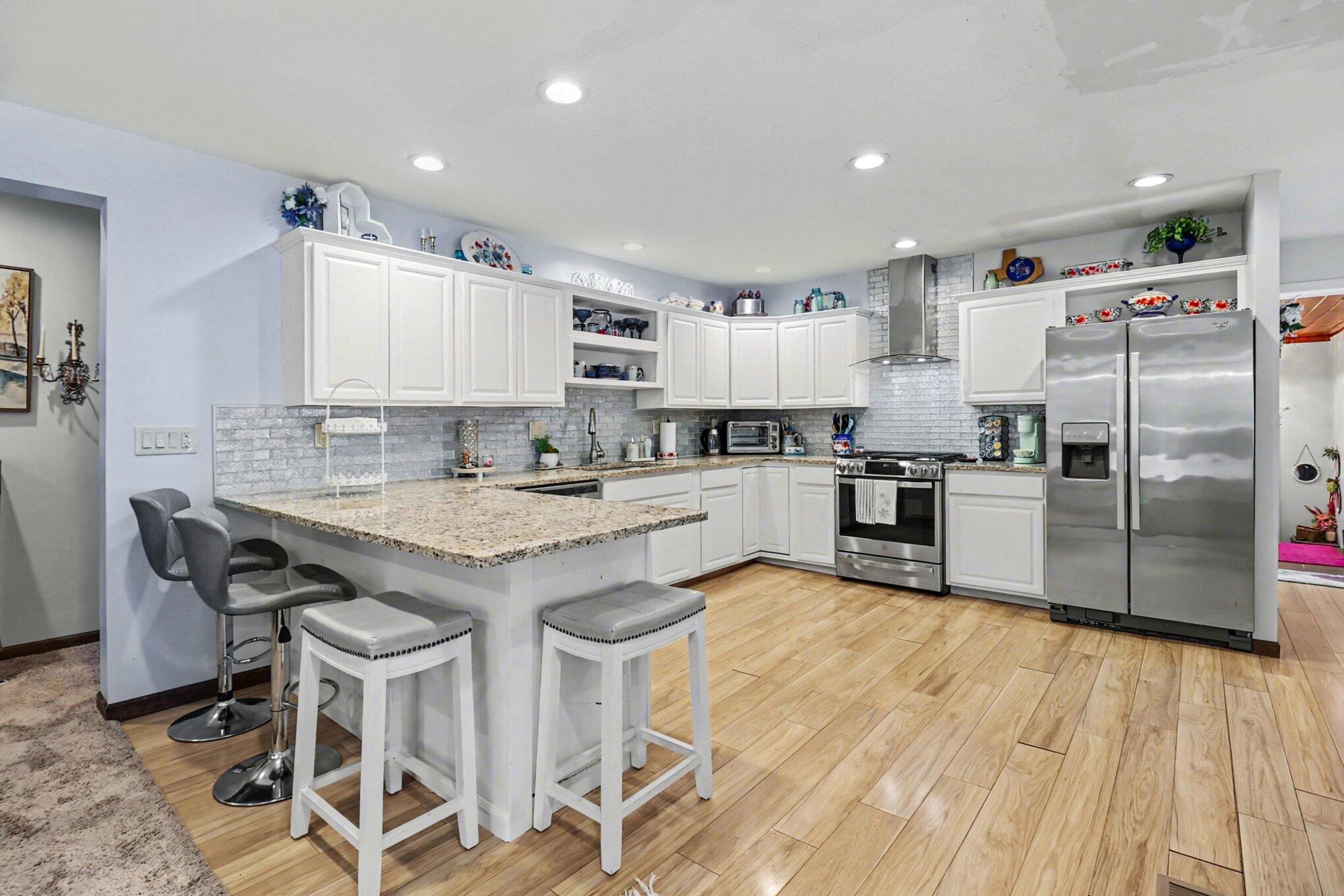 9629 North Kings Point Irons, MI 49644 - Photo 10 of 39 Breakfast Nook