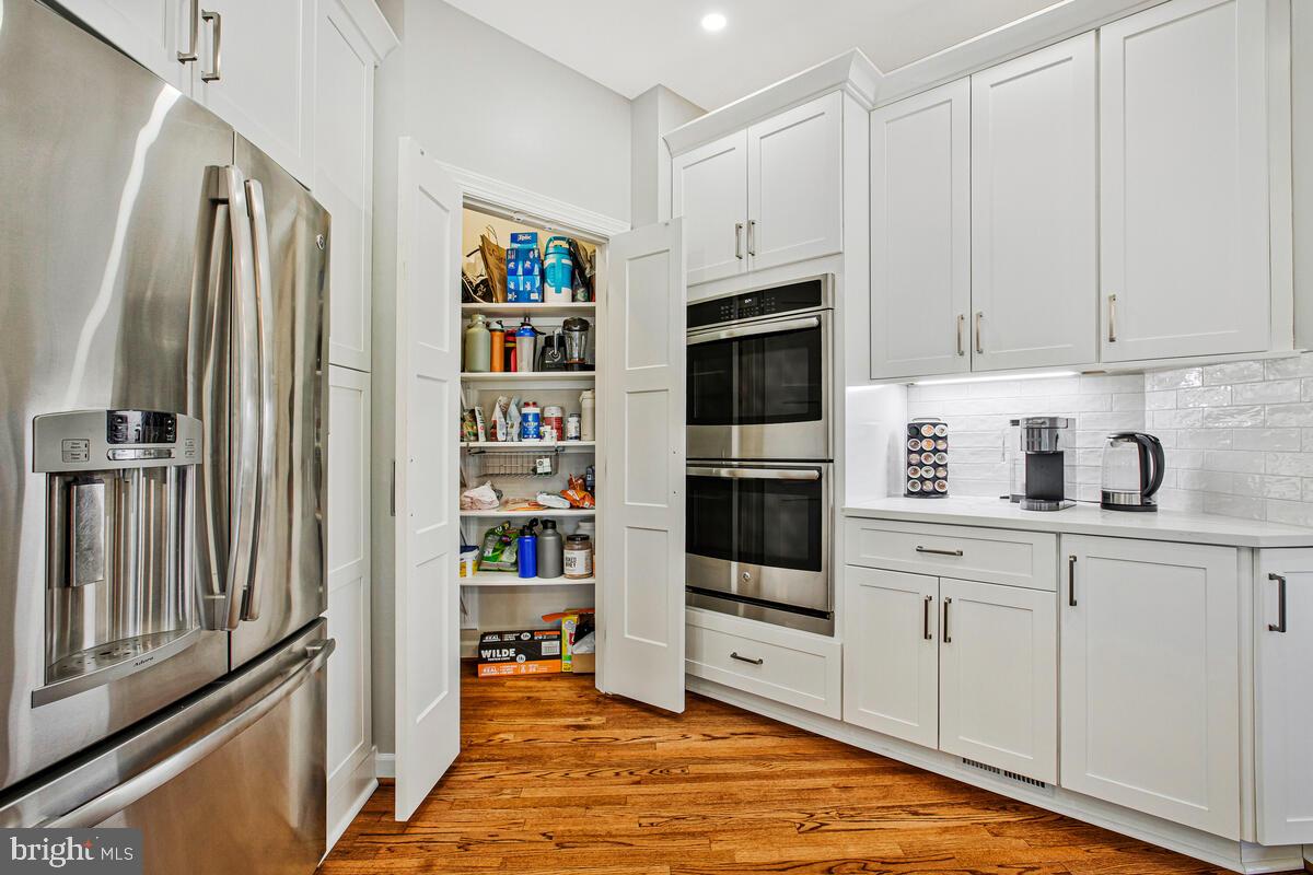 3421 Swallowtail Court Edgewater, MD 21037 - Photo 20 of 79 Stainless steel appliances and a coffee bar