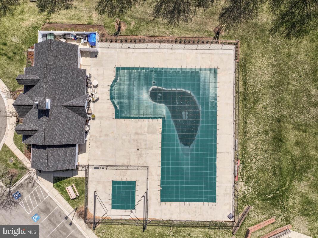 3421 Swallowtail Court Edgewater, MD 21037 - Photo 75 of 79 Community Outdoor Pool