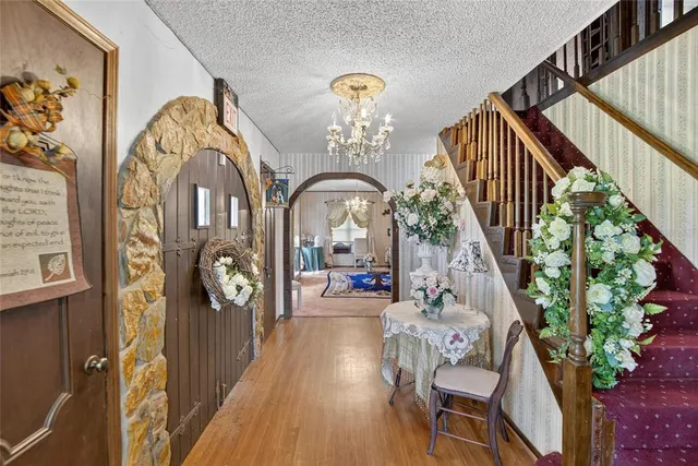 a view of livingroom with window