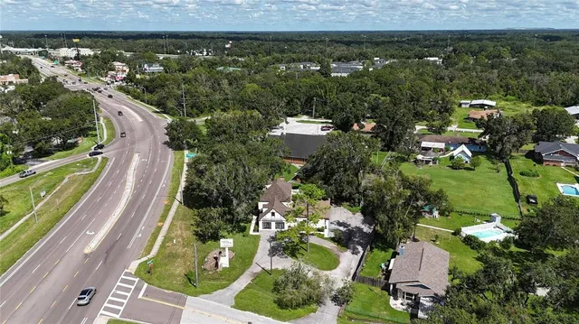 $1,180,000 | 2214 Thonotosassa Road, Plant City, FL 33563