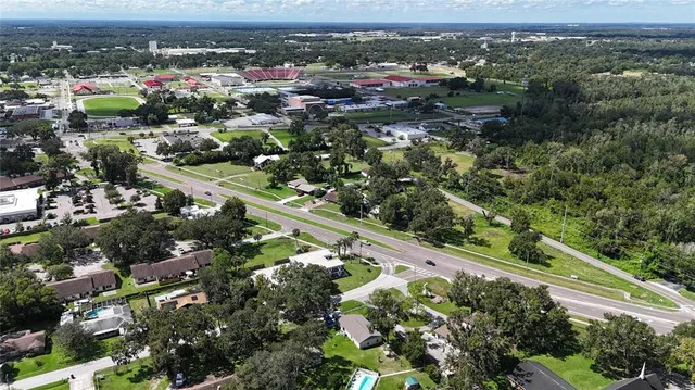 $1,180,000 | 2214 Thonotosassa Road, Plant City, FL 33563