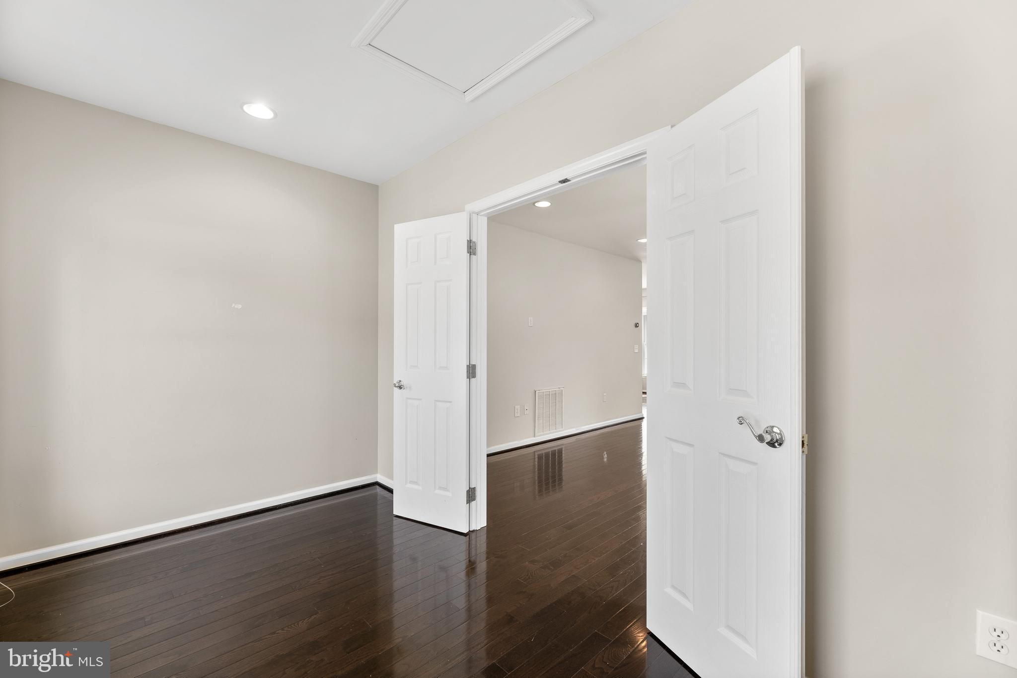 4113 Cadle Creek Road Edgewater, MD 21037 - Photo 11 of 29 Nest thermostats with dual zone heating & cooling