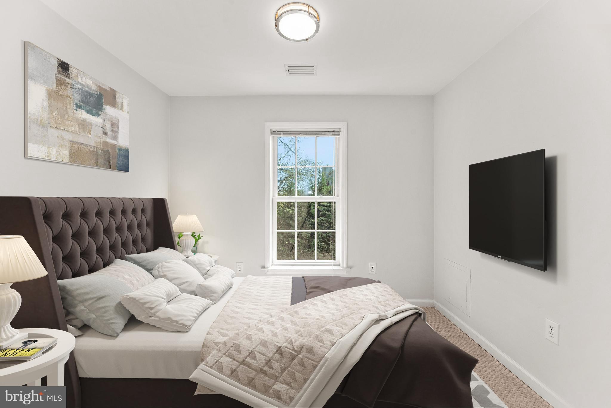 4113 Cadle Creek Road Edgewater, MD 21037 - Photo 17 of 29 Bedroom 2 with room for queen sized bed