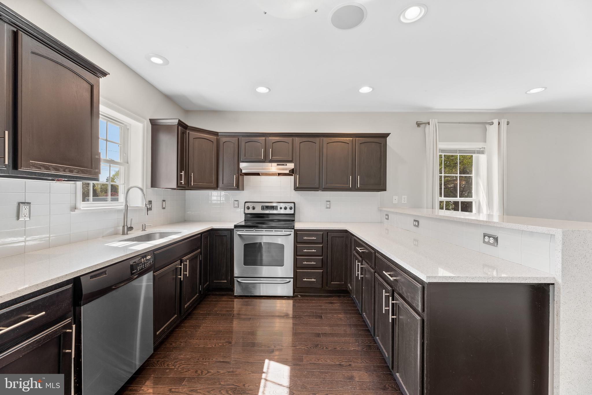 4113 Cadle Creek Road Edgewater, MD 21037 - Photo 3 of 29 Spacious & updated kitchen w/ tiered bar seating