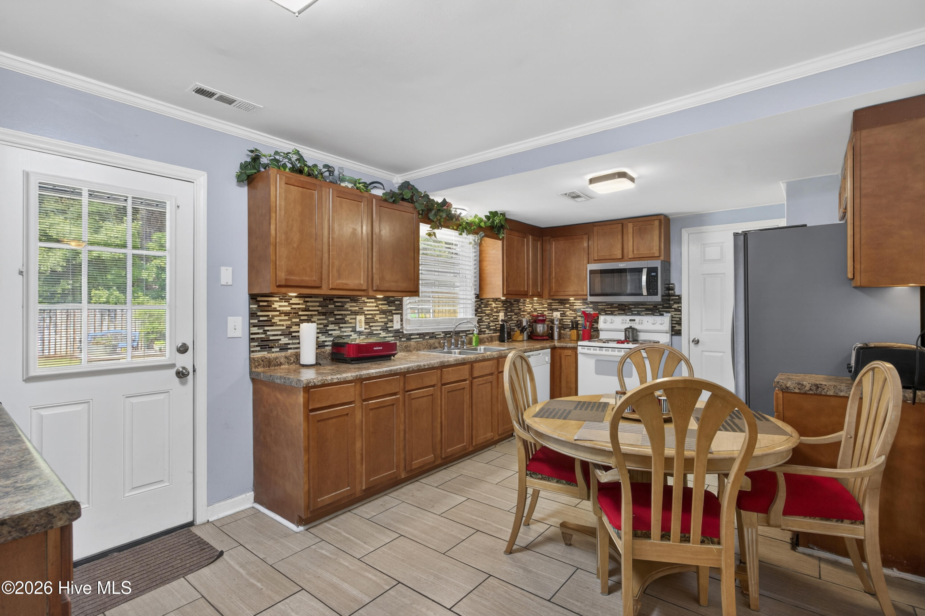 101 Doughton Road Wilmington, NC 28409 - Photo 37 of 74 101DoughtonRoad-42