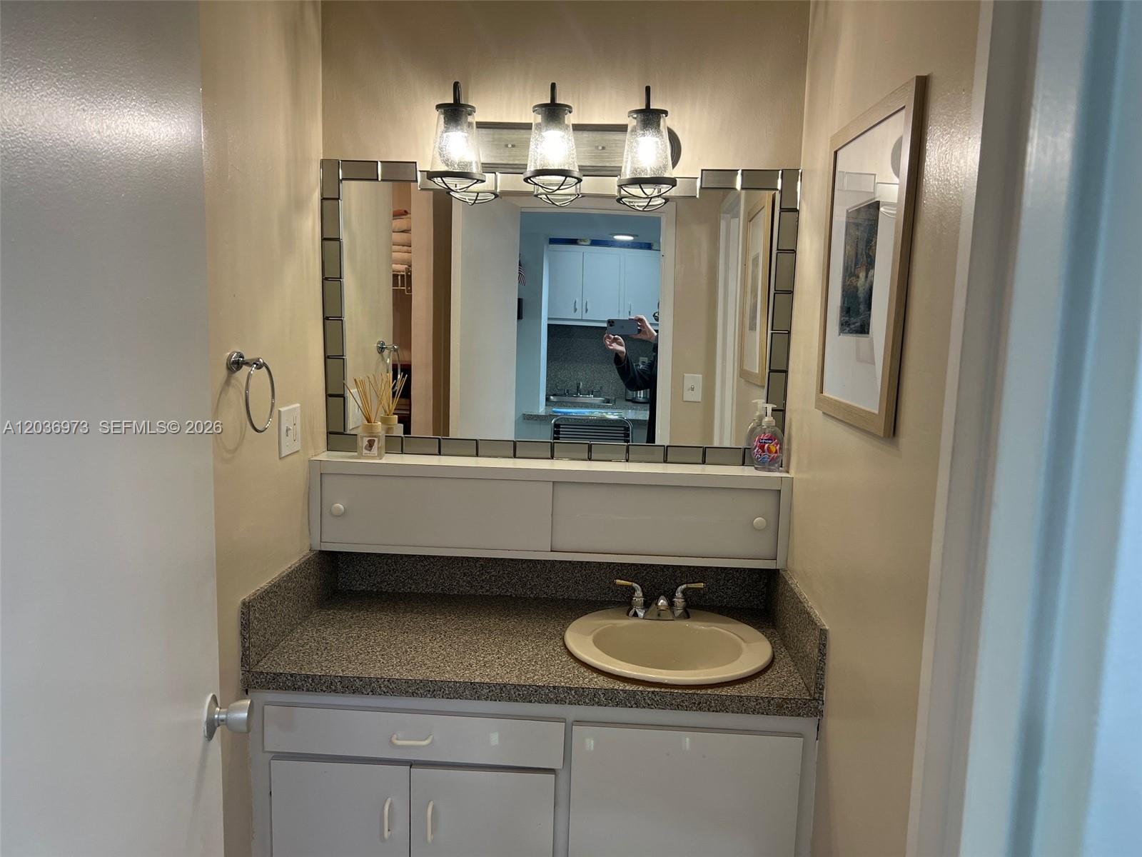 100 Lincoln Road, Unit 1001 Miami Beach, FL 33139 - Photo 4 of 47