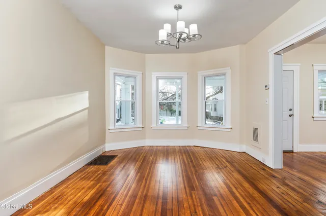 $269,900 | 3 Mapleridge Avenue, Albany, NY 12209