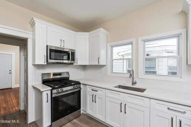 $269,900 | 3 Mapleridge Avenue, Albany, NY 12209