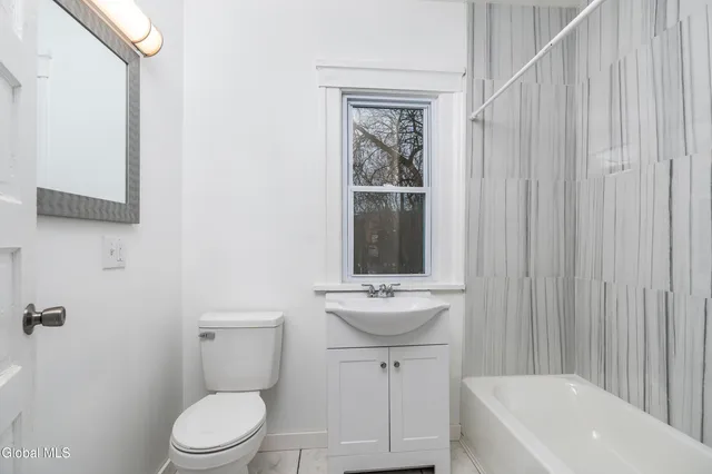 $269,900 | 3 Mapleridge Avenue, Albany, NY 12209