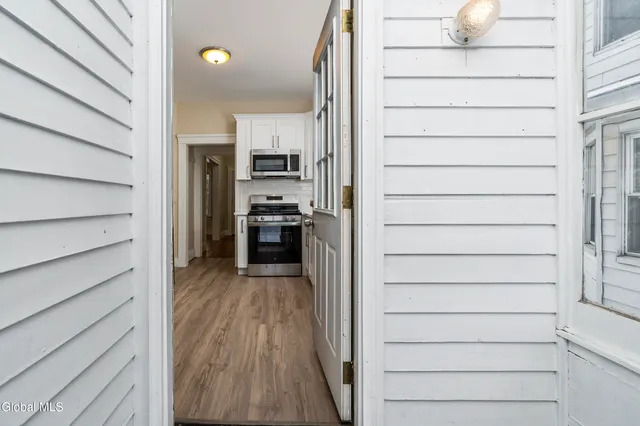 $269,900 | 3 Mapleridge Avenue, Albany, NY 12209