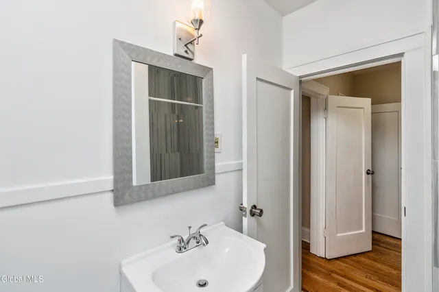 $269,900 | 3 Mapleridge Avenue, Albany, NY 12209