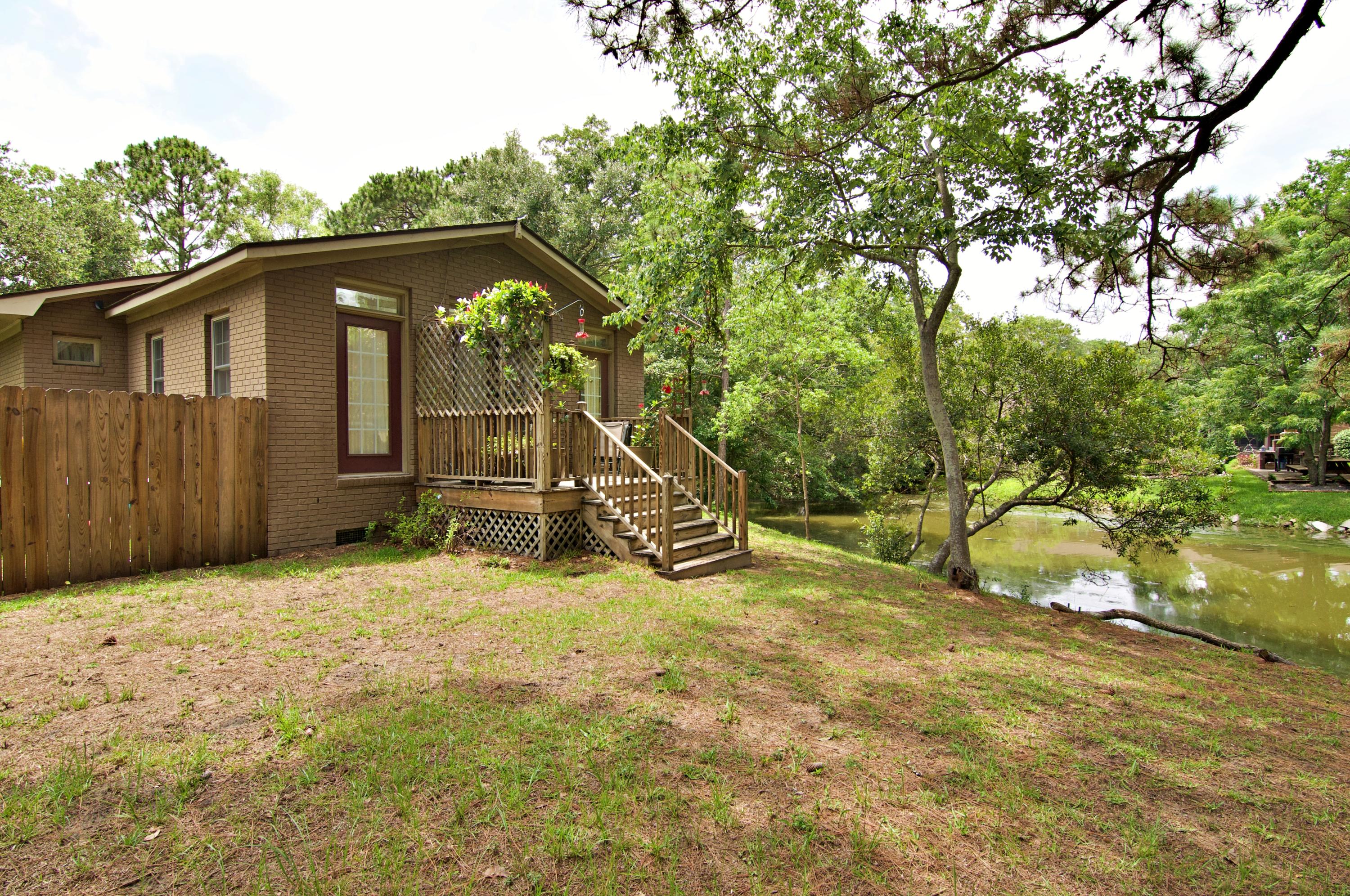 1104 Harbor View Road Charleston, SC 29412 - Photo 28 of 31 50