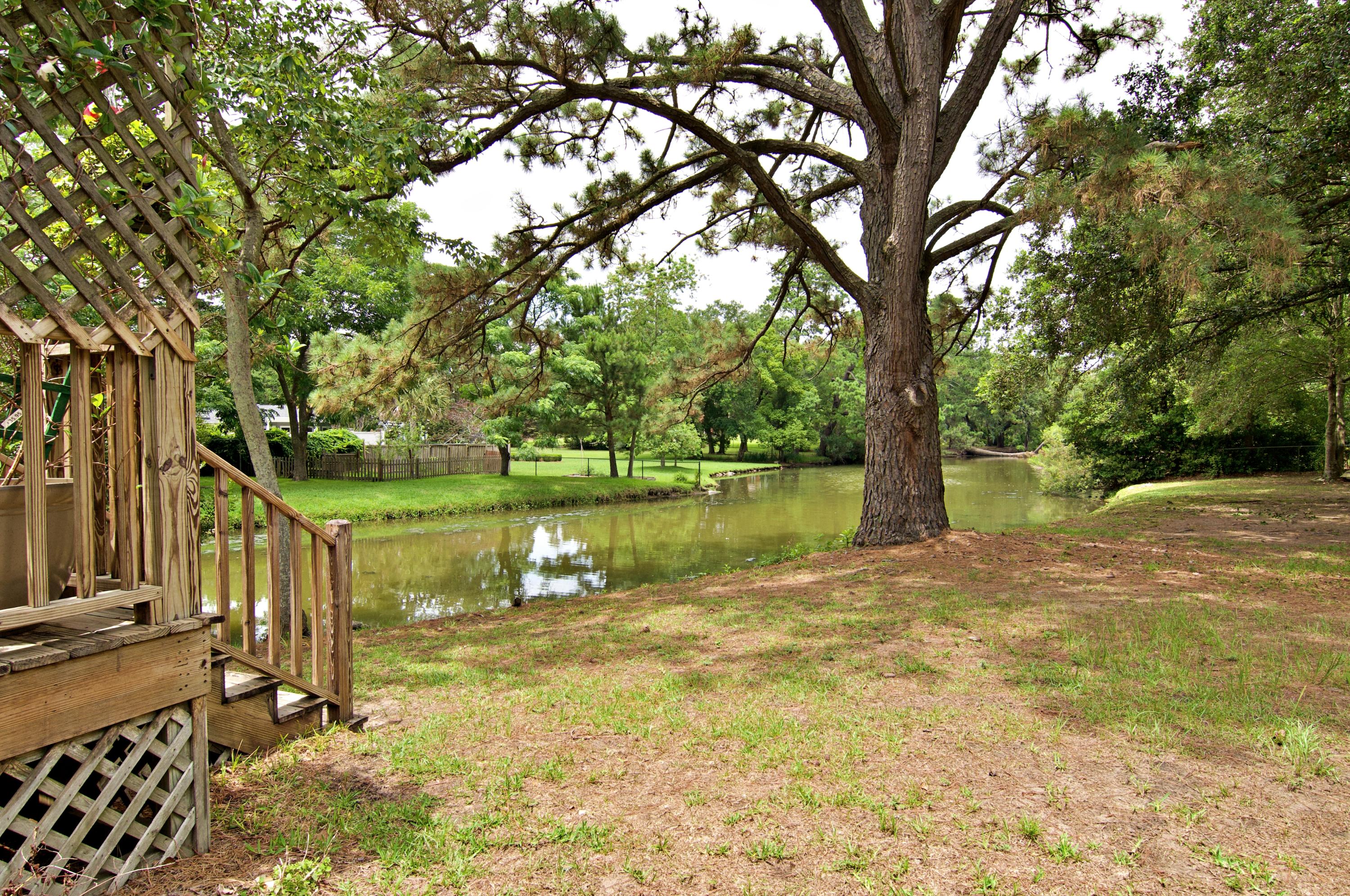 1104 Harbor View Road Charleston, SC 29412 - Photo 30 of 31 54