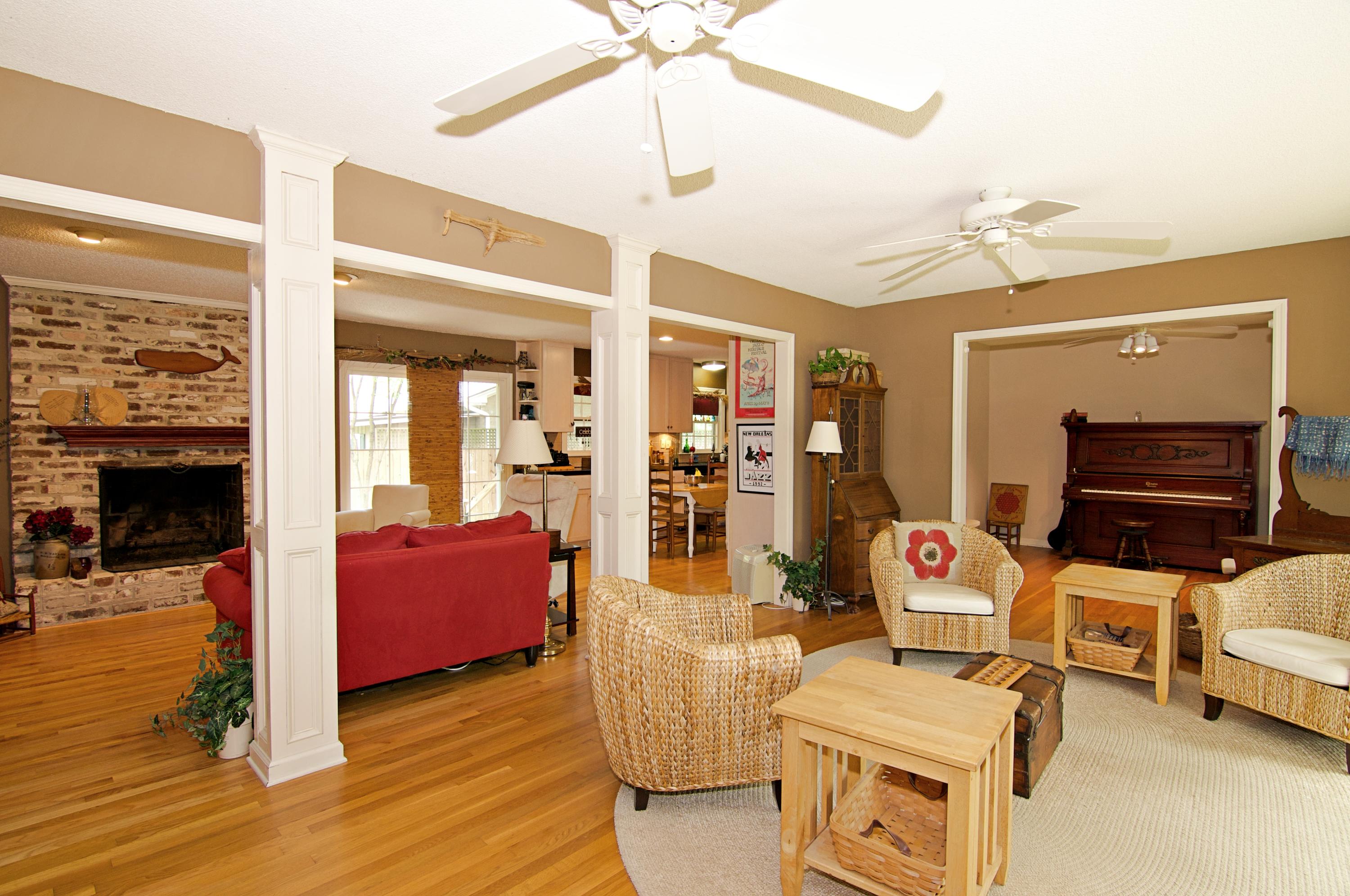1104 Harbor View Road Charleston, SC 29412 - Photo 6 of 31 12
