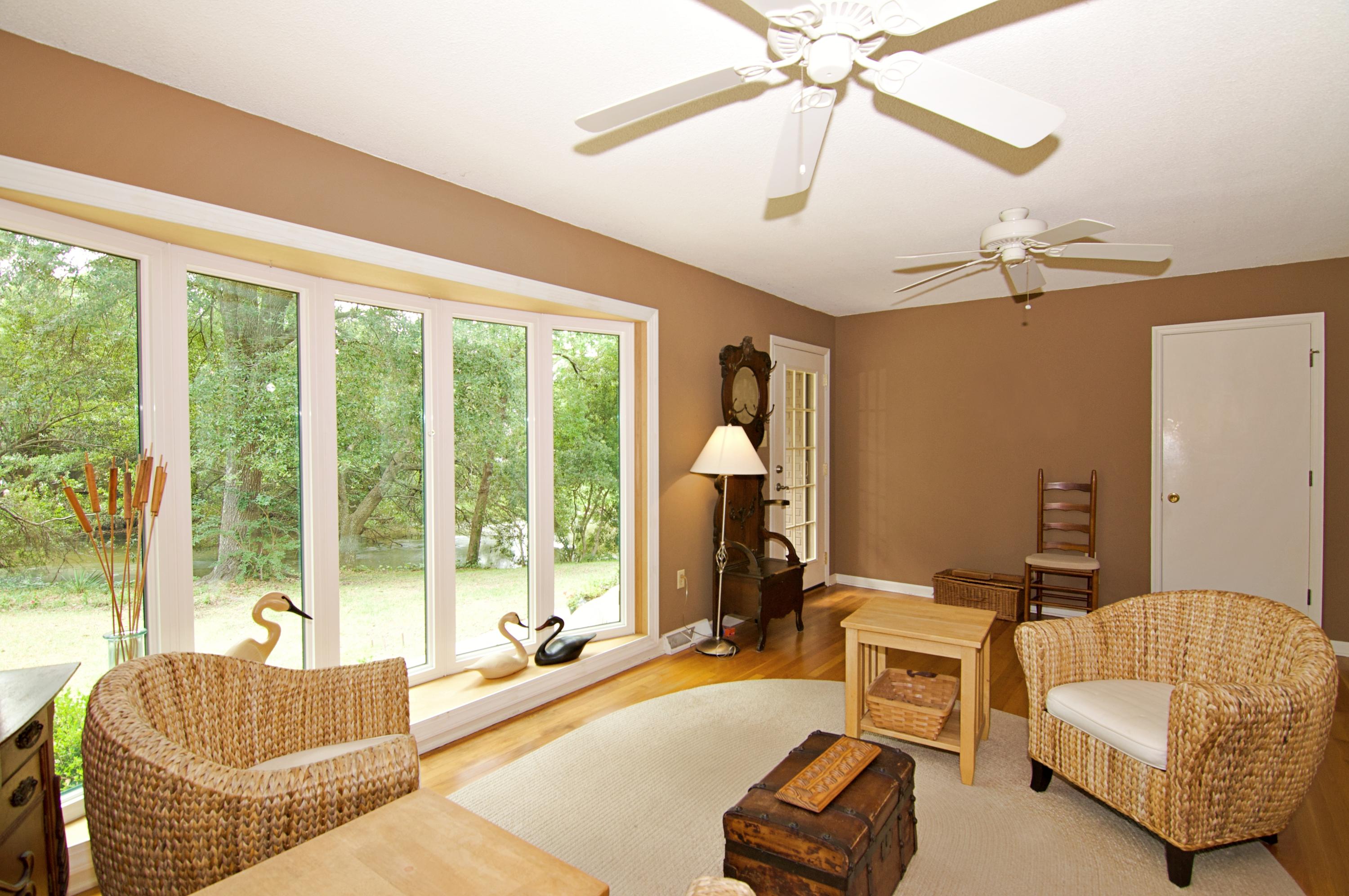 1104 Harbor View Road Charleston, SC 29412 - Photo 7 of 31 15