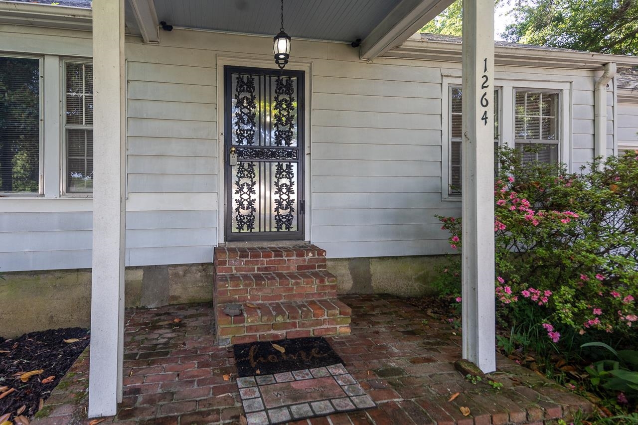 1264 Dovecrest Road Memphis, TN 38134 - Photo 6 of 30 a view of entrance door of the house