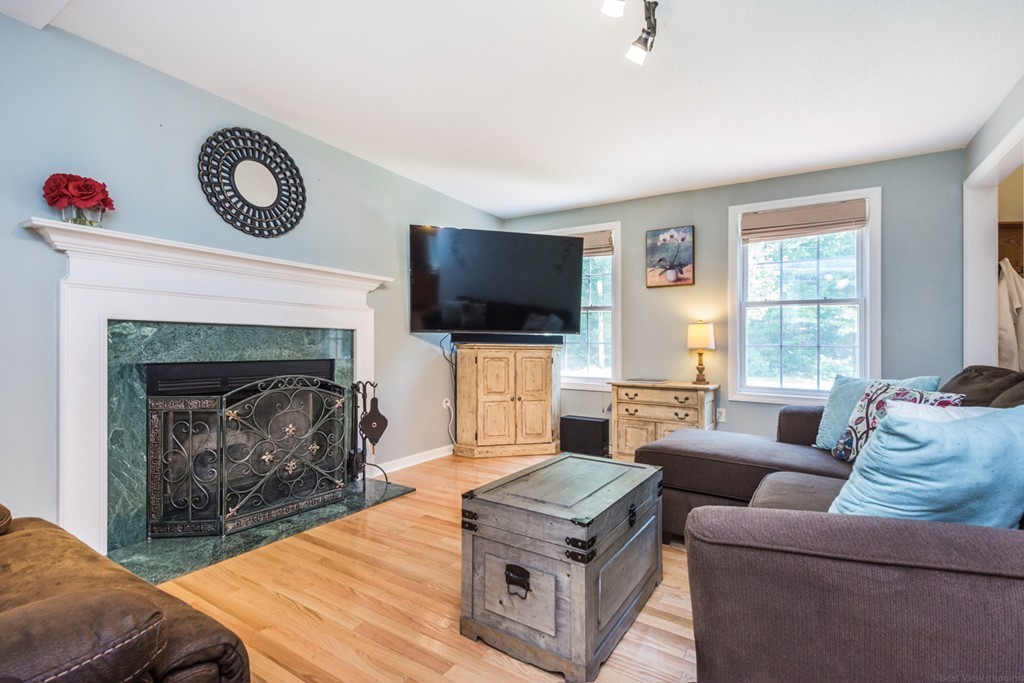 20 Lancaster Road Clinton, MA 01510 - Photo 11 of 30 Gallery Image 11