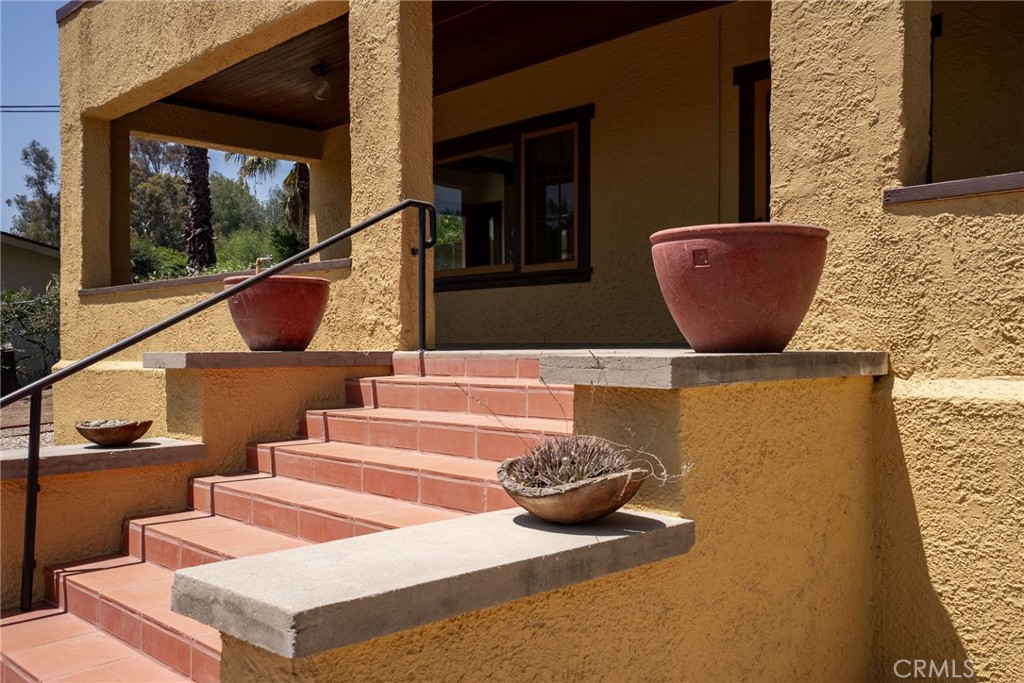 3811 Mount Rubidoux Drive Riverside, CA 92501 - Photo 2 of 27