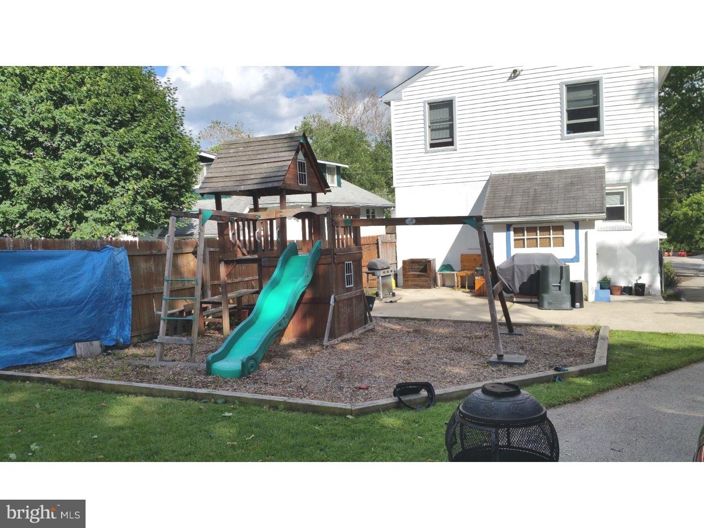131 Mill Road Norristown, PA 19401 - Photo 3 of 25 Patio