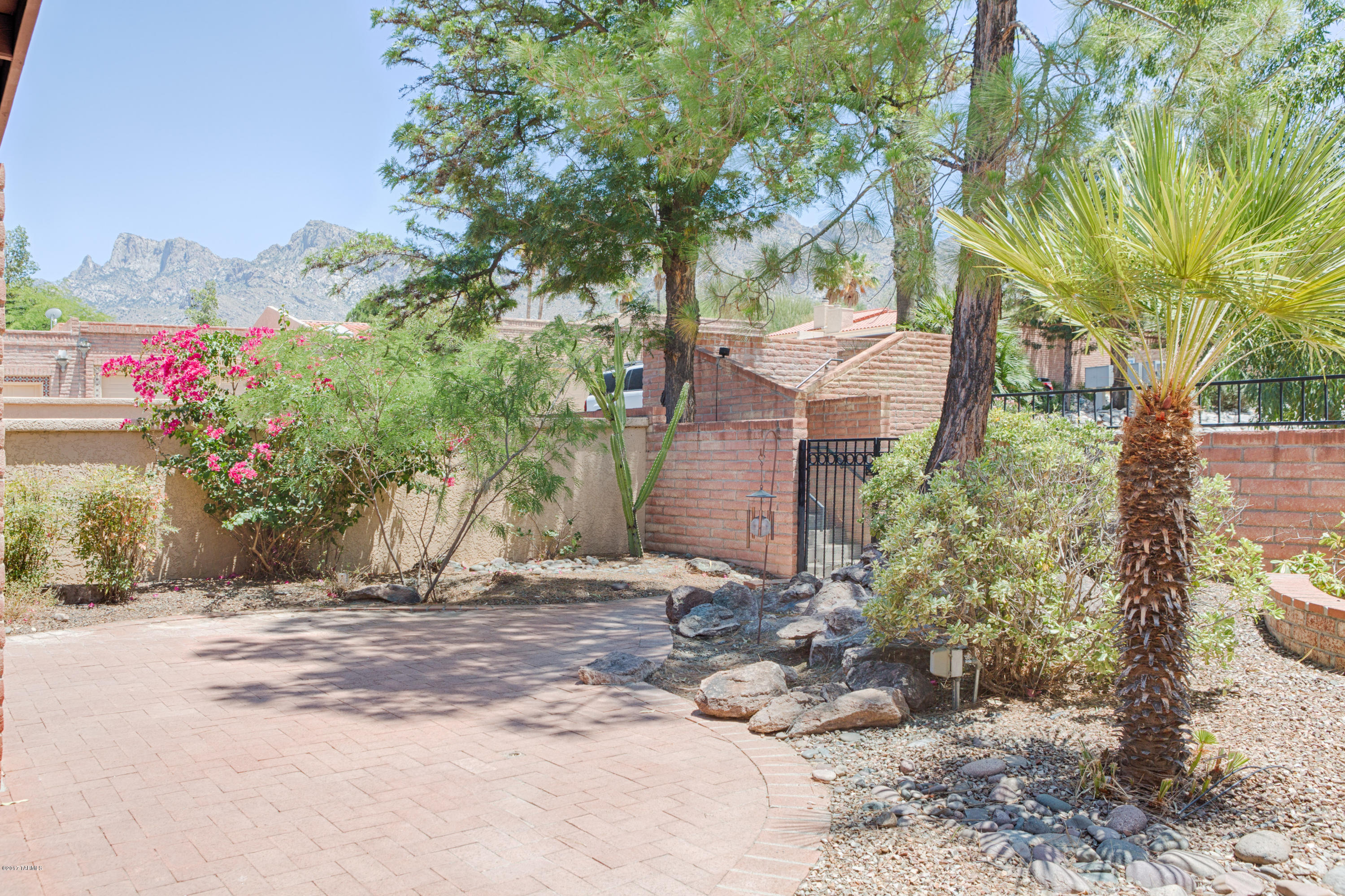 40 East Inverness Place Oro Valley, AZ 85737 - Photo 31 of 34