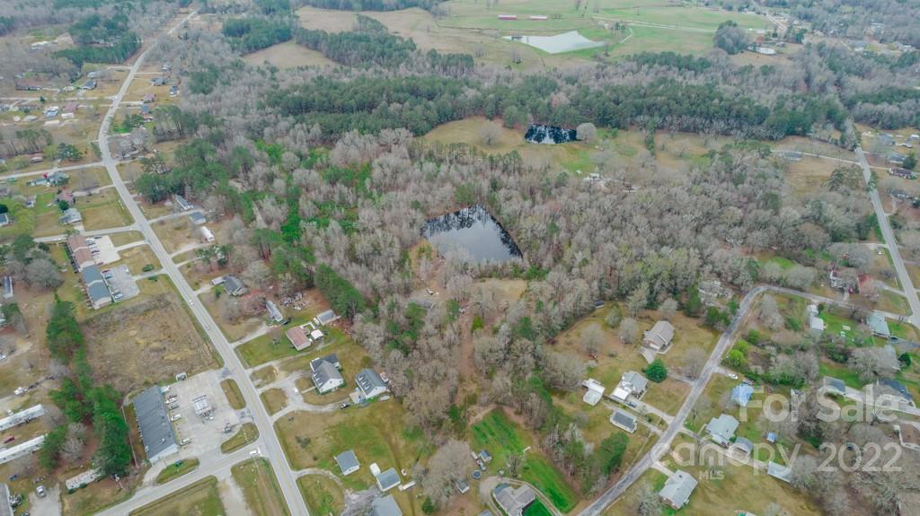 1398 McIlwain Road Lancaster, SC 29720 - Photo 9 of 22 Gallery Image 9