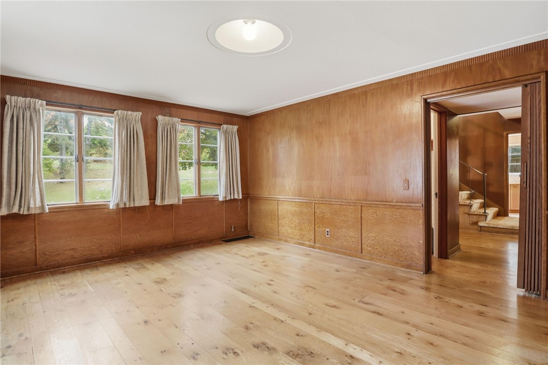 125 Summit Drive Rochester, NY 14620 - Photo 11 of 50