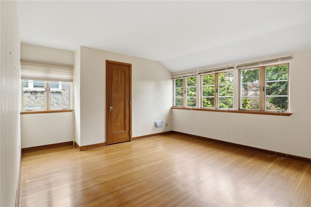 125 Summit Drive Rochester, NY 14620 - Photo 30 of 50