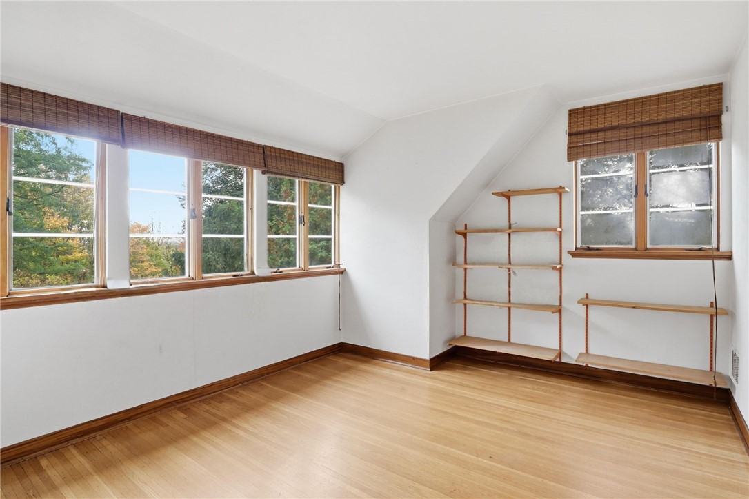 125 Summit Drive Rochester, NY 14620 - Photo 37 of 50