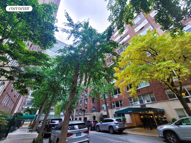 a car parked in front of a building