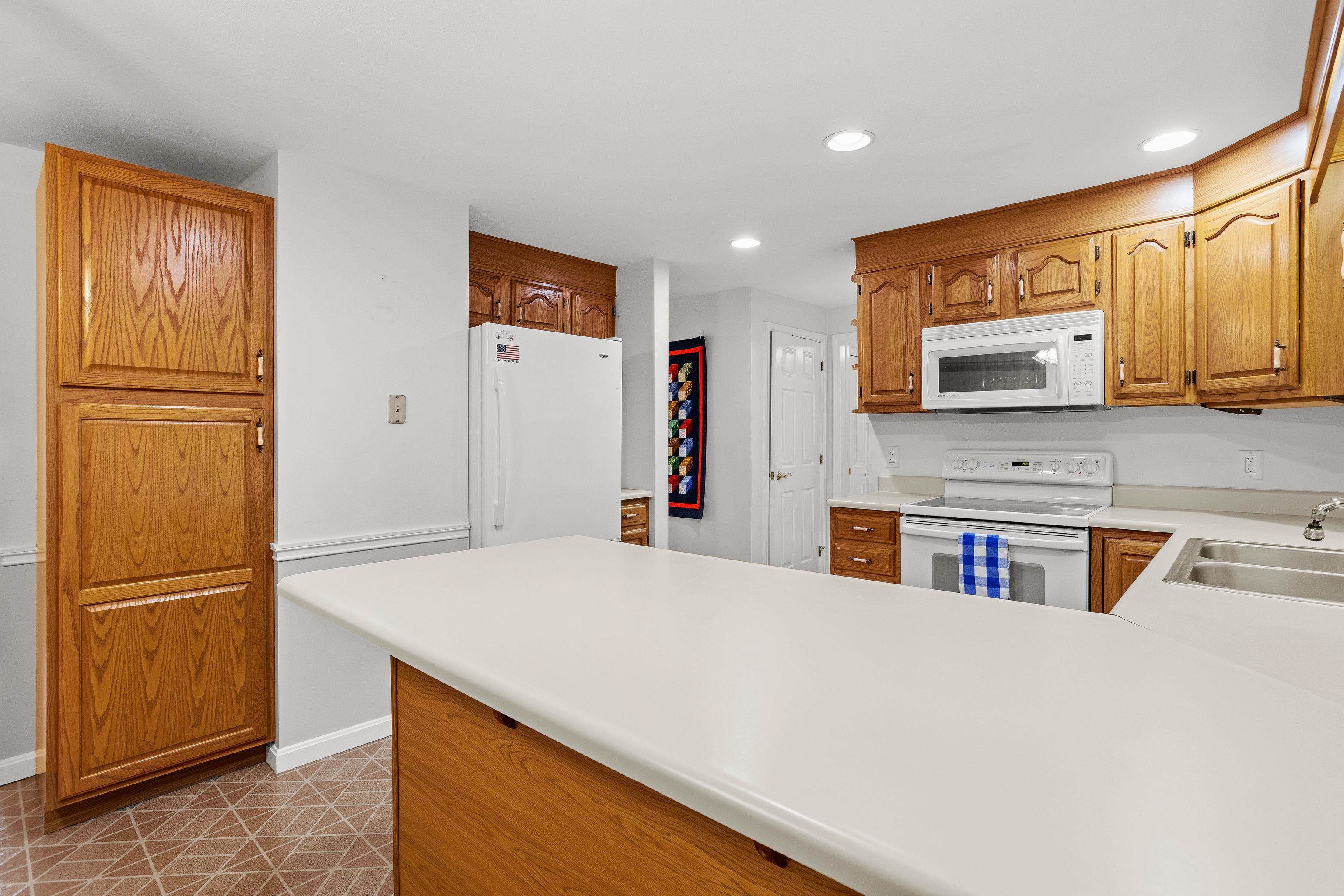 9 Crane Crossing Road, Unit 61 Plaistow, NH 03865 - Photo 17 of 35