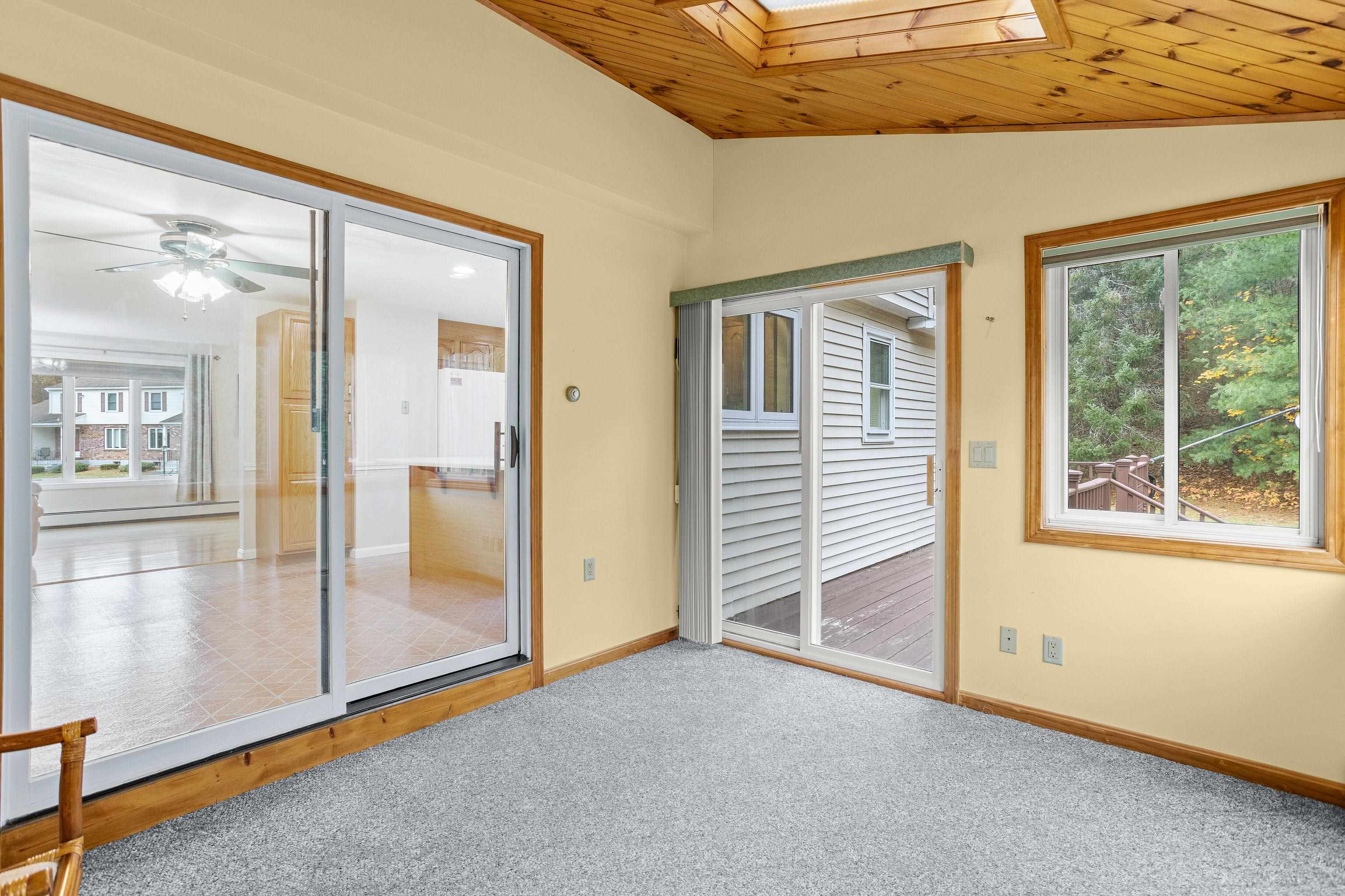 9 Crane Crossing Road, Unit 61 Plaistow, NH 03865 - Photo 25 of 35