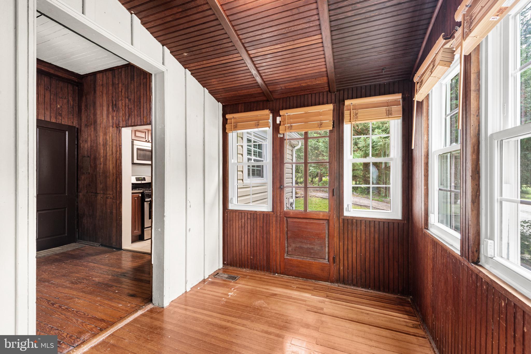 6204 Gernand Road Baltimore, MD 21209 - Photo 9 of 19