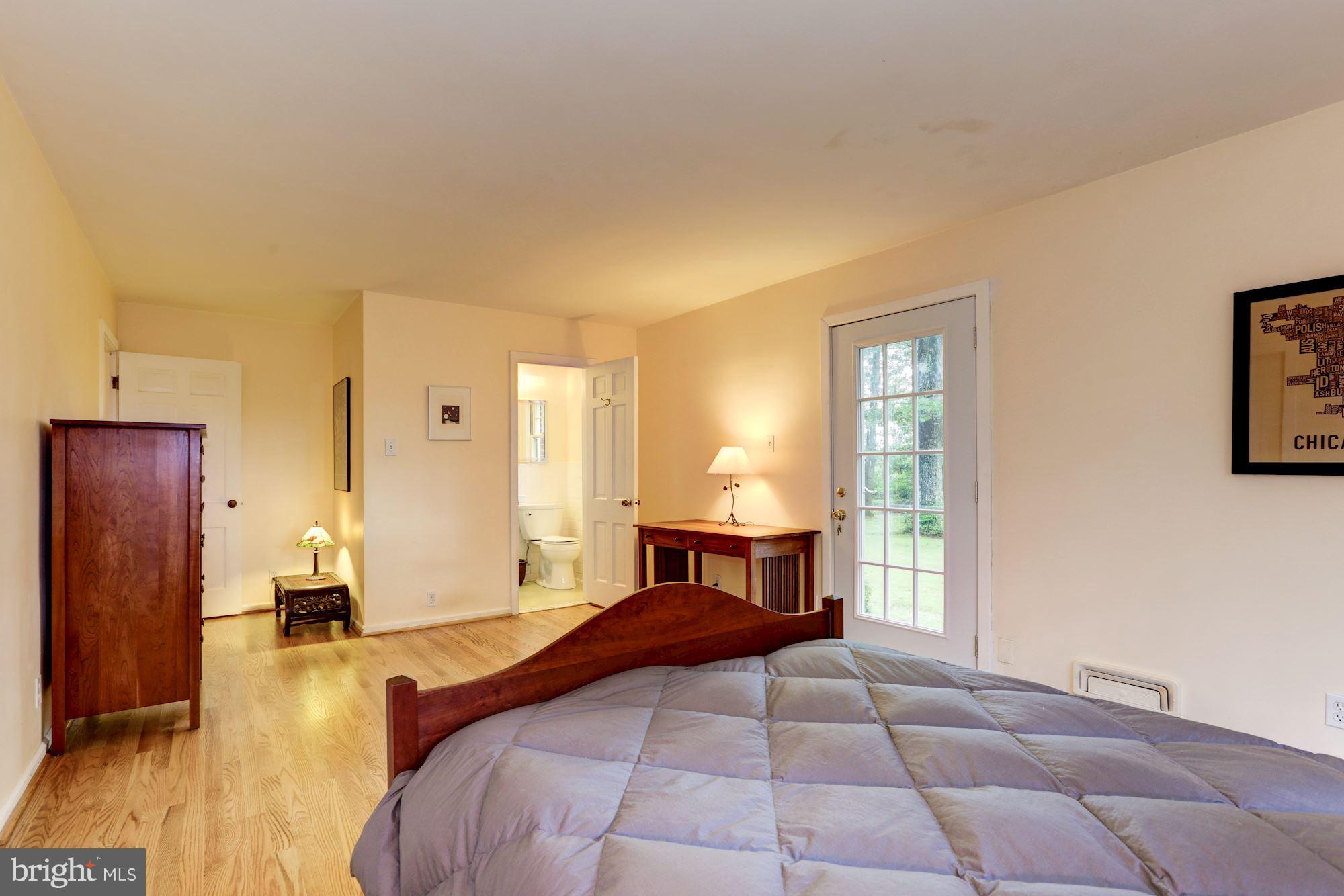 21210 Peach Tree Road Dickerson, MD 20842 - Photo 15 of 30 Bedroom (Master)