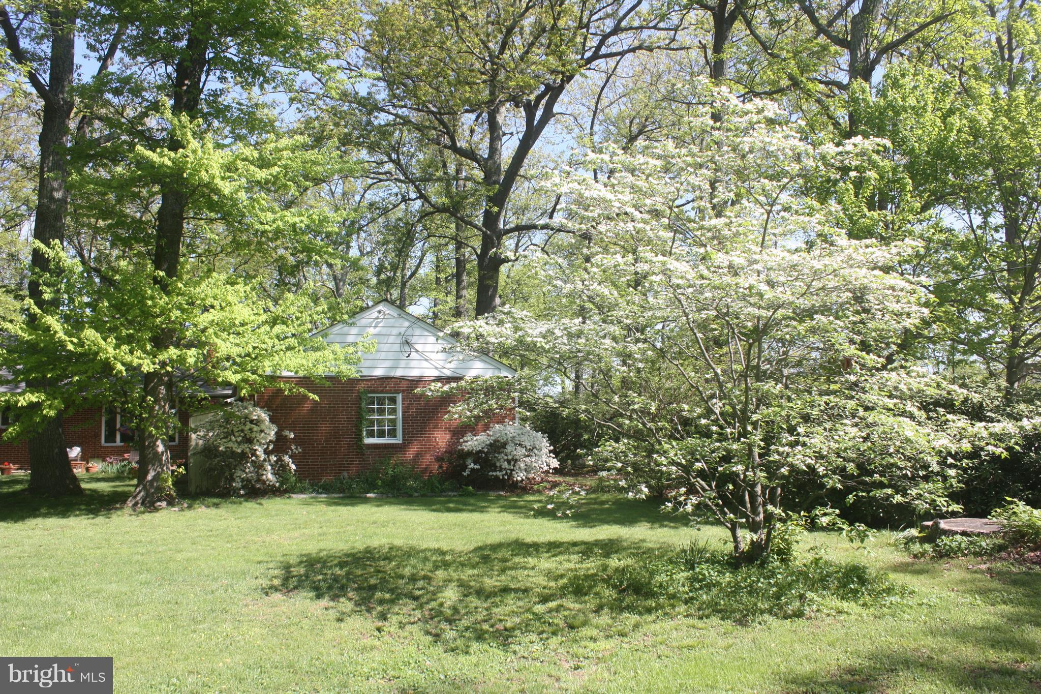 21210 Peach Tree Road Dickerson, MD 20842 - Photo 28 of 30 Mature trees and landscaping