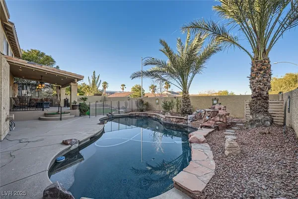 $4,100 | 8748 Castle Hill Avenue, Las Vegas, NV 89129