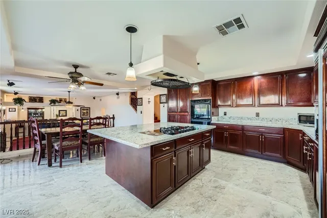 $4,100 | 8748 Castle Hill Avenue, Las Vegas, NV 89129