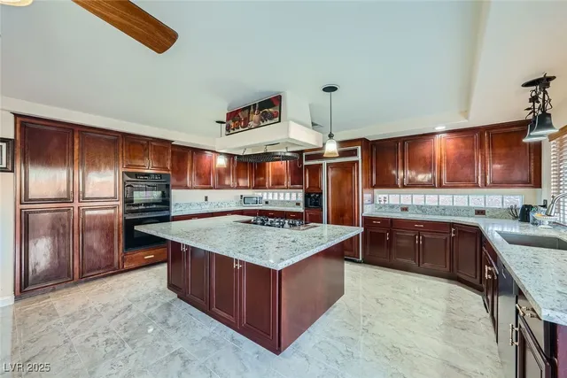 $4,100 | 8748 Castle Hill Avenue, Las Vegas, NV 89129