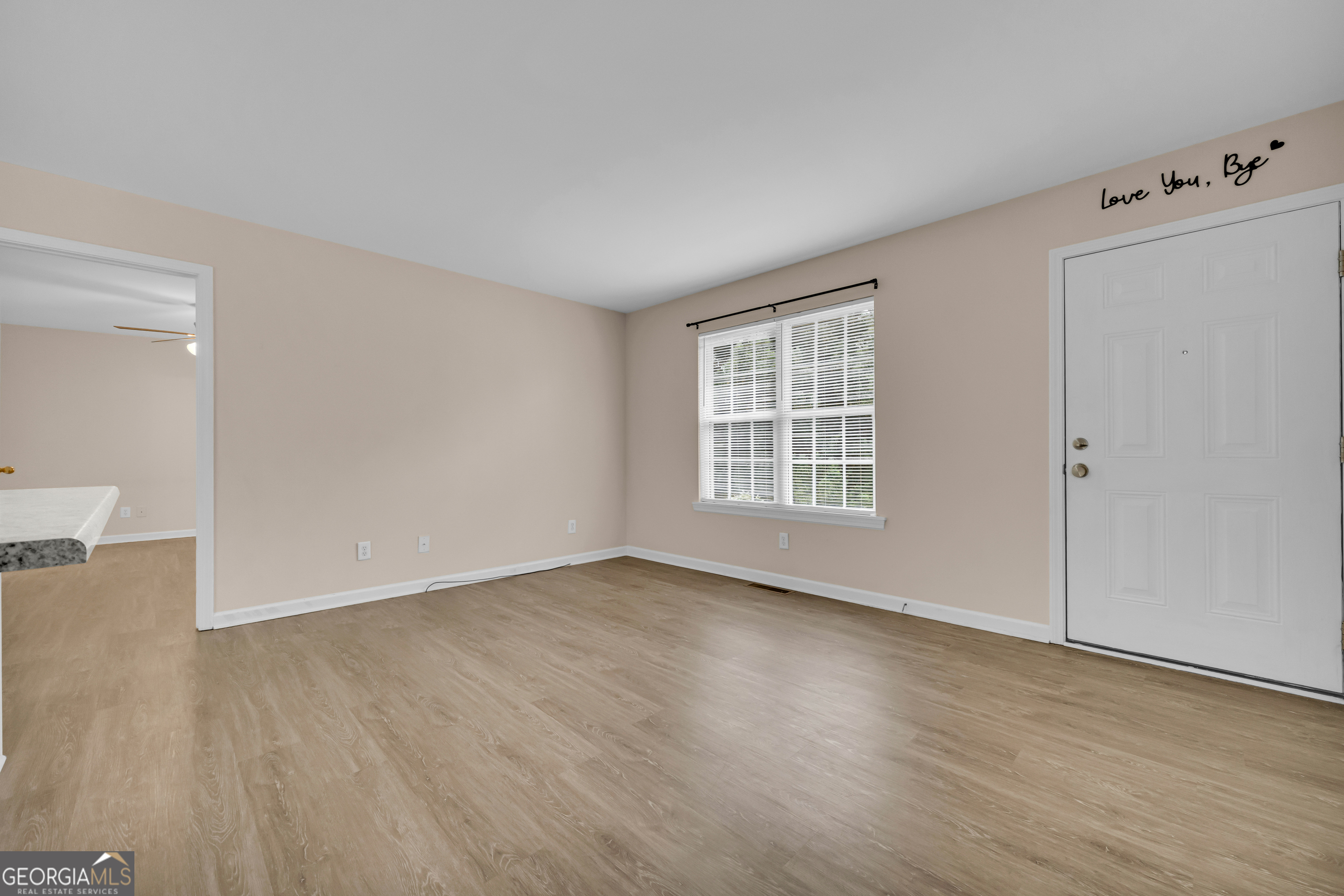 683 Grant Street, Unit I Clarkesville, GA 30523 - Photo 7 of 33