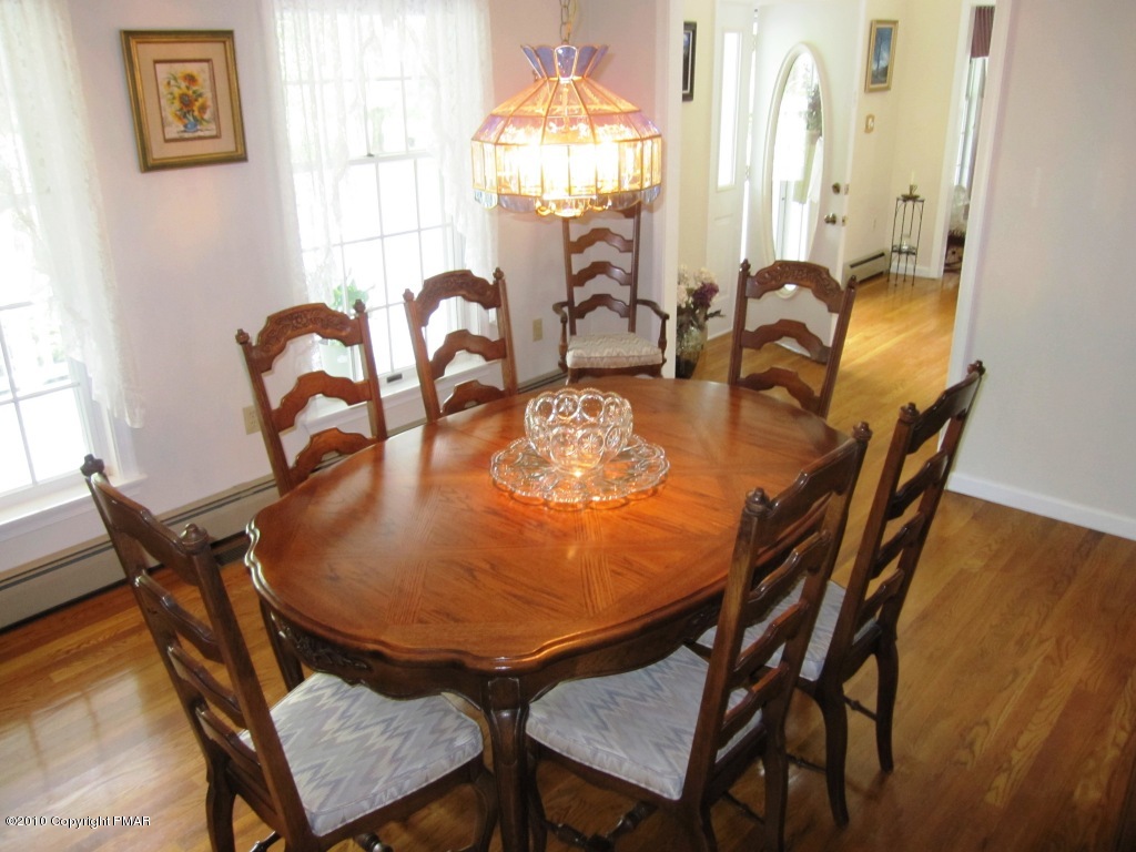 341 Tara Hill Road Bartonsville, PA 18321 - Photo 5 of 23 a dining room with furniture and window