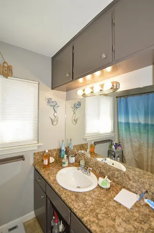 $389,500 | 1708 West Andrews, Fresno, CA 93705