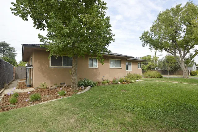 $389,500 | 1708 West Andrews, Fresno, CA 93705