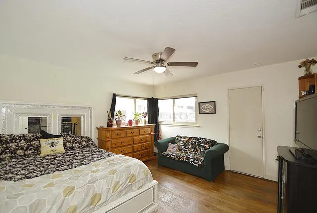 $389,500 | 1708 West Andrews, Fresno, CA 93705